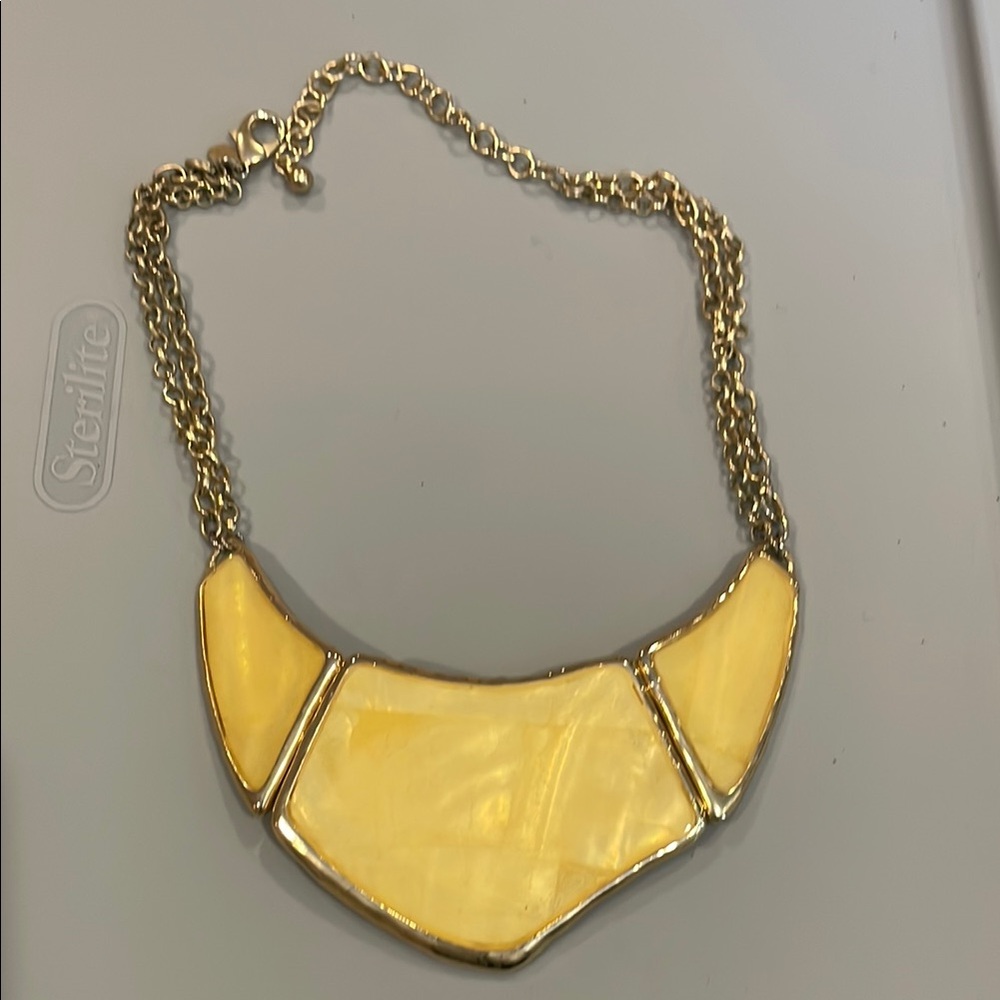 Elegant Gold Necklace